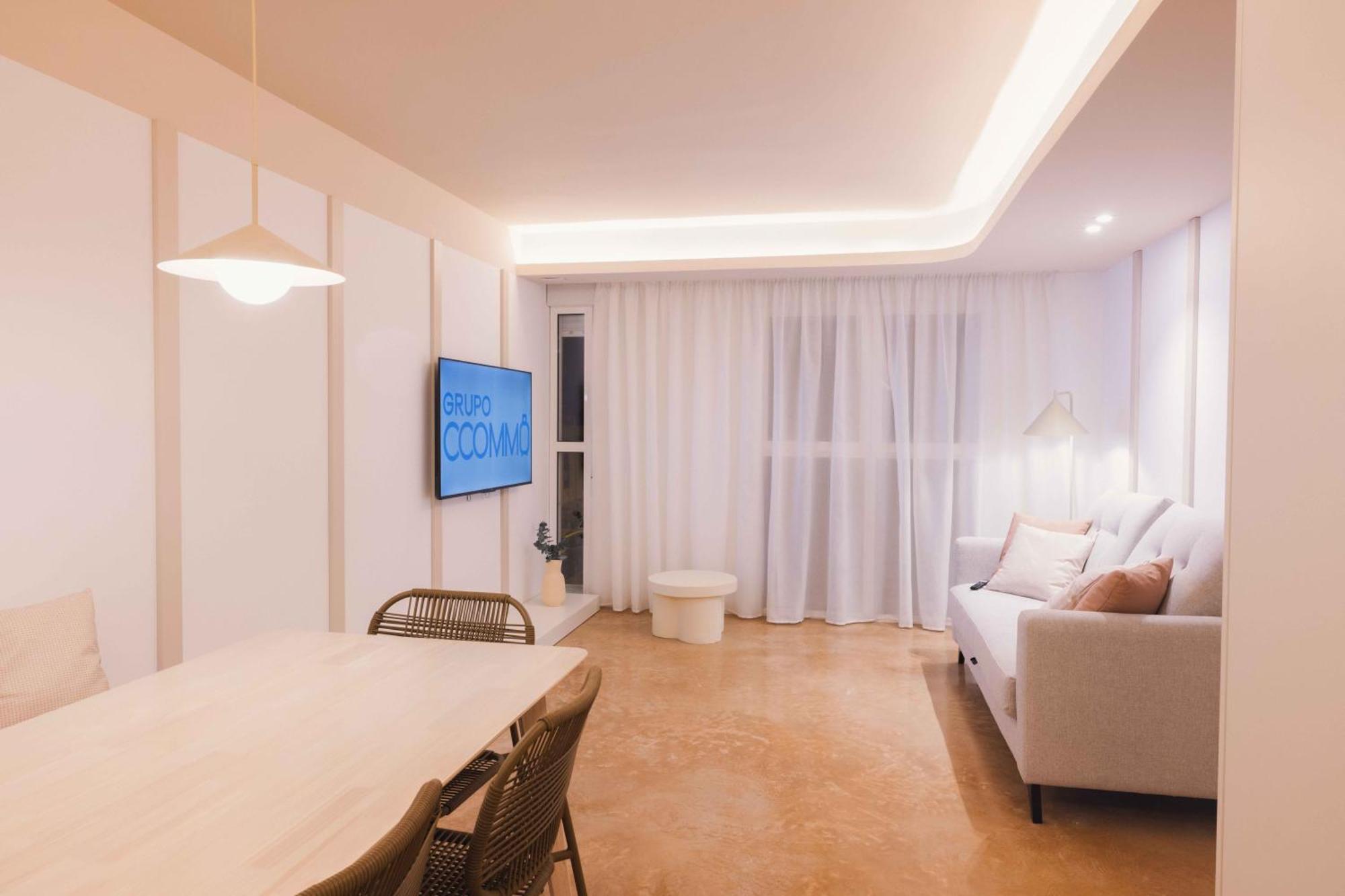 Los 6 By Grupo Ccommo Murcia Exterior photo